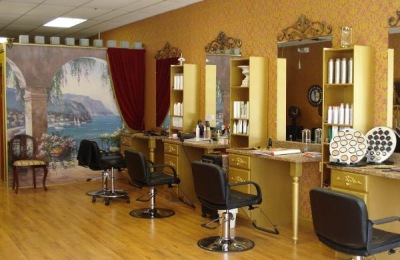 小企业在农村集市暴利