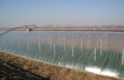 大棚薄膜怎么安装、固定、绷紧拉紧？