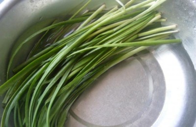 韭菜农药残留严重吗，多久可以自行分解