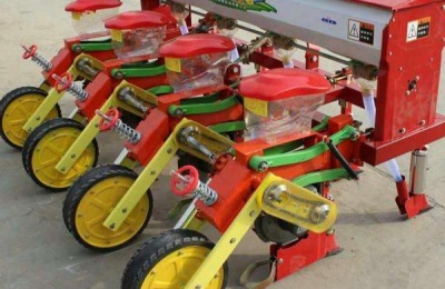 玉米播种机怎么调株距,一般有几个档位