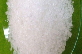 硫酸铵一亩地用多少，硫酸铵使用注意事项