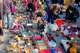 过年前摆摊卖什么赚钱，过年前摆摊卖什么赚钱