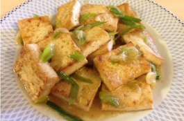 大葱什么时候施肥效果好，生长初期追肥