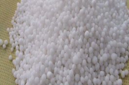 尿素是什么肥料，尿素施入土壤中的转化